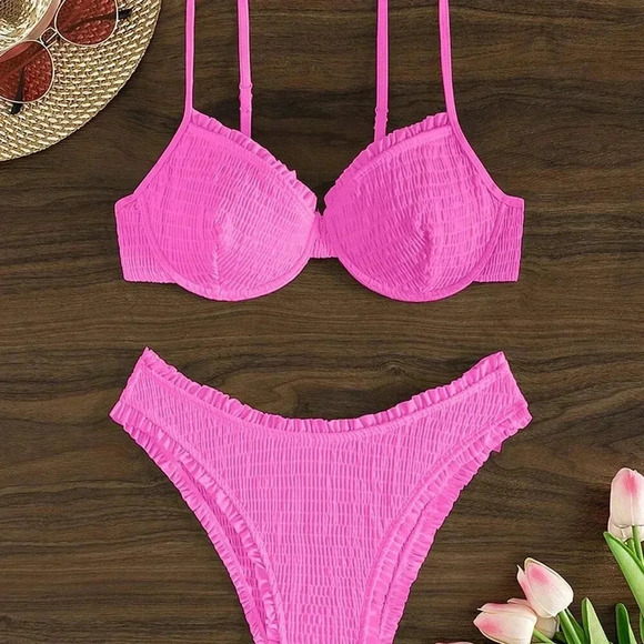 Pink Beach Women's Bikini Set - Picture 5 of 7